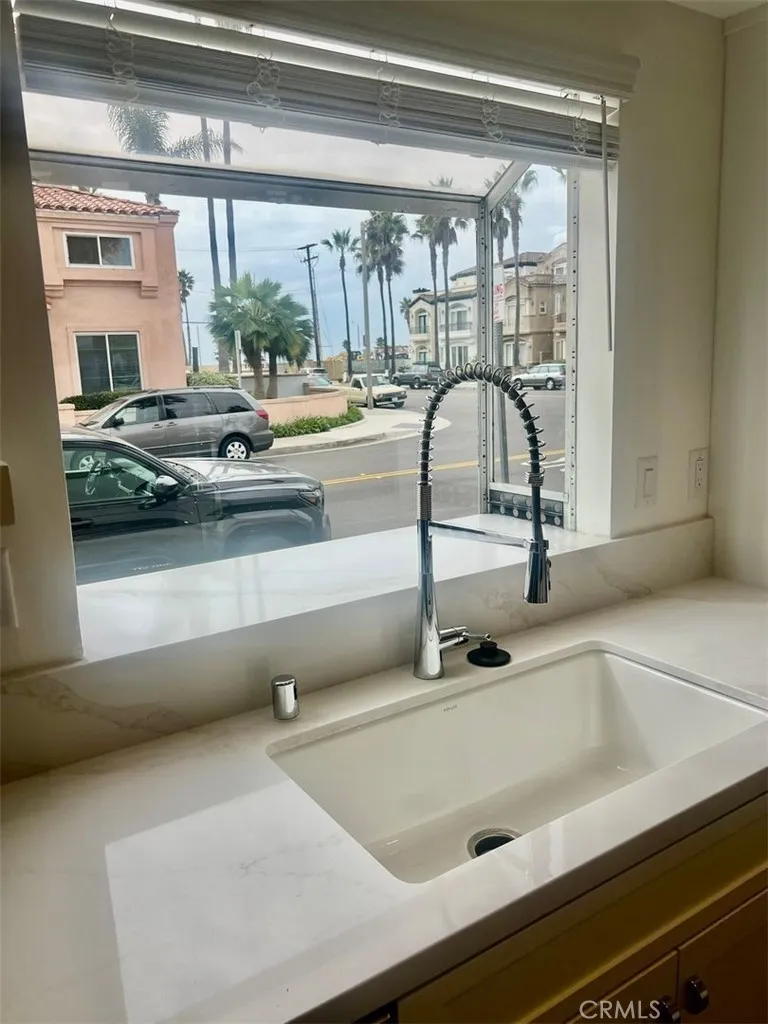 Additional image 34 of 202 18th, Huntington Beach, CA 92648
