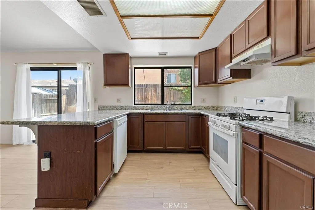 Additional image 29 of 2258 Gregory Ave, Palmdale, CA 93550