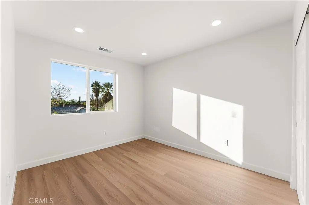 Additional image 33 of 902 W Hert Street, Colton, CA 92324