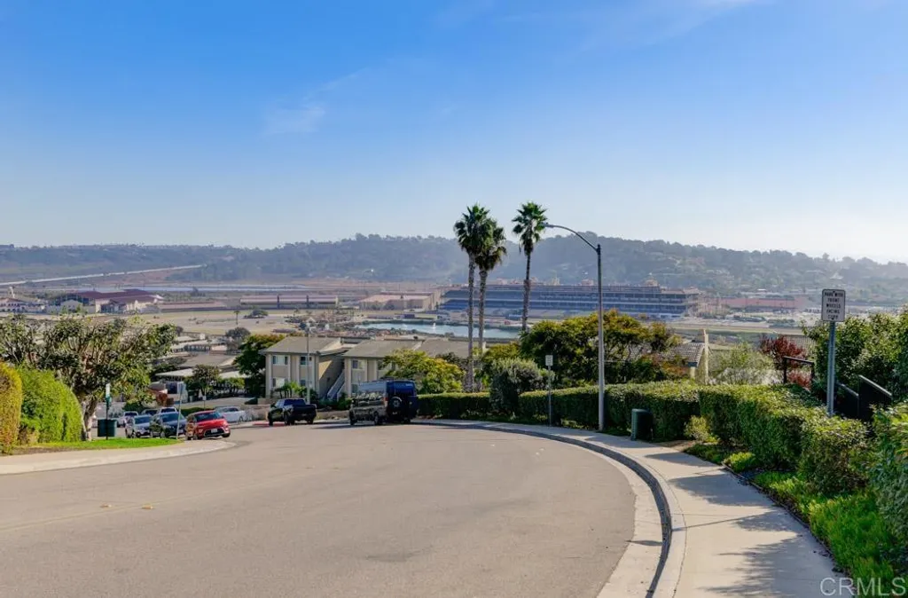 Additional image 26 of 744 E Solana Cir, Solana Beach, CA 92075