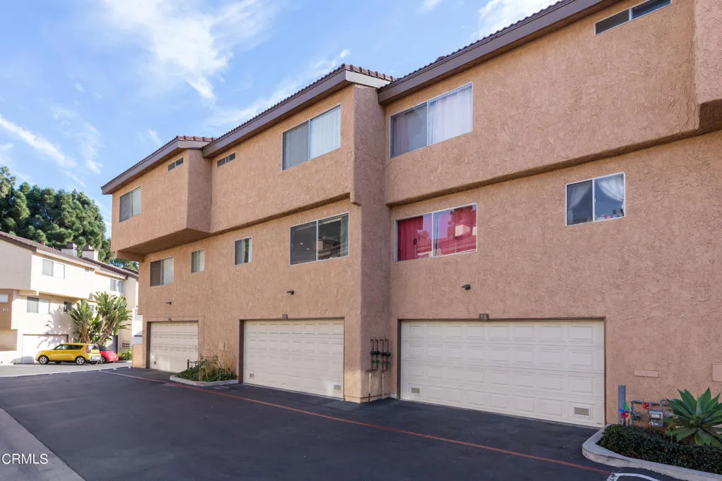 Additional image 12 of 677 County Square Drive Unit 59, Ventura, CA 93003