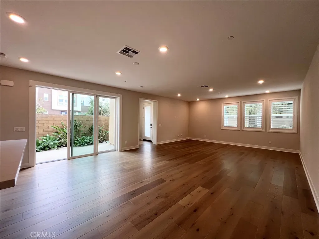 Additional image 51 of 108 Chorus, Irvine, CA 92618