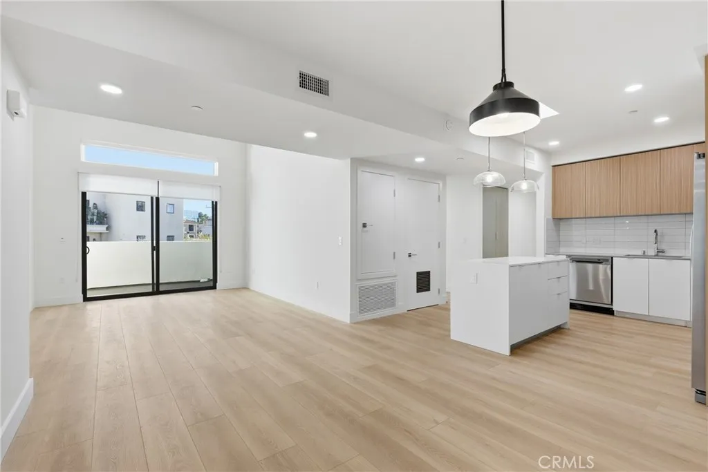 Additional image 14 of 12078 Guerin Street Unit 207, Studio City, CA 91604