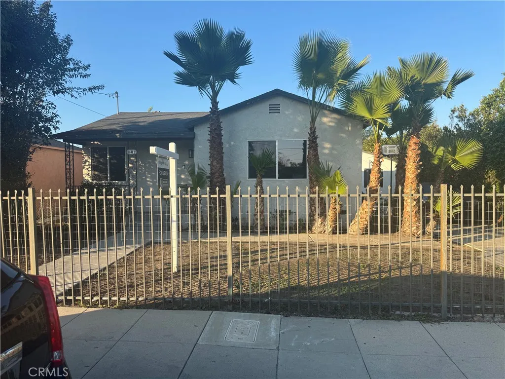 Additional image 16 of 907 W Arbutus Street, Compton, CA 90220