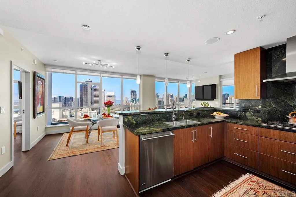 Additional image 72 of 325 Seventh Avenue Unit 2104, San Diego, CA 92101