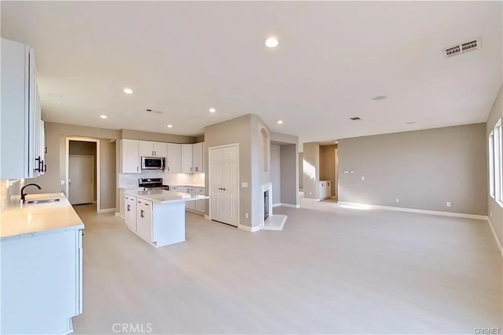 Additional image 9 of 37233 Kingcup Ter, Palmdale, CA 93551