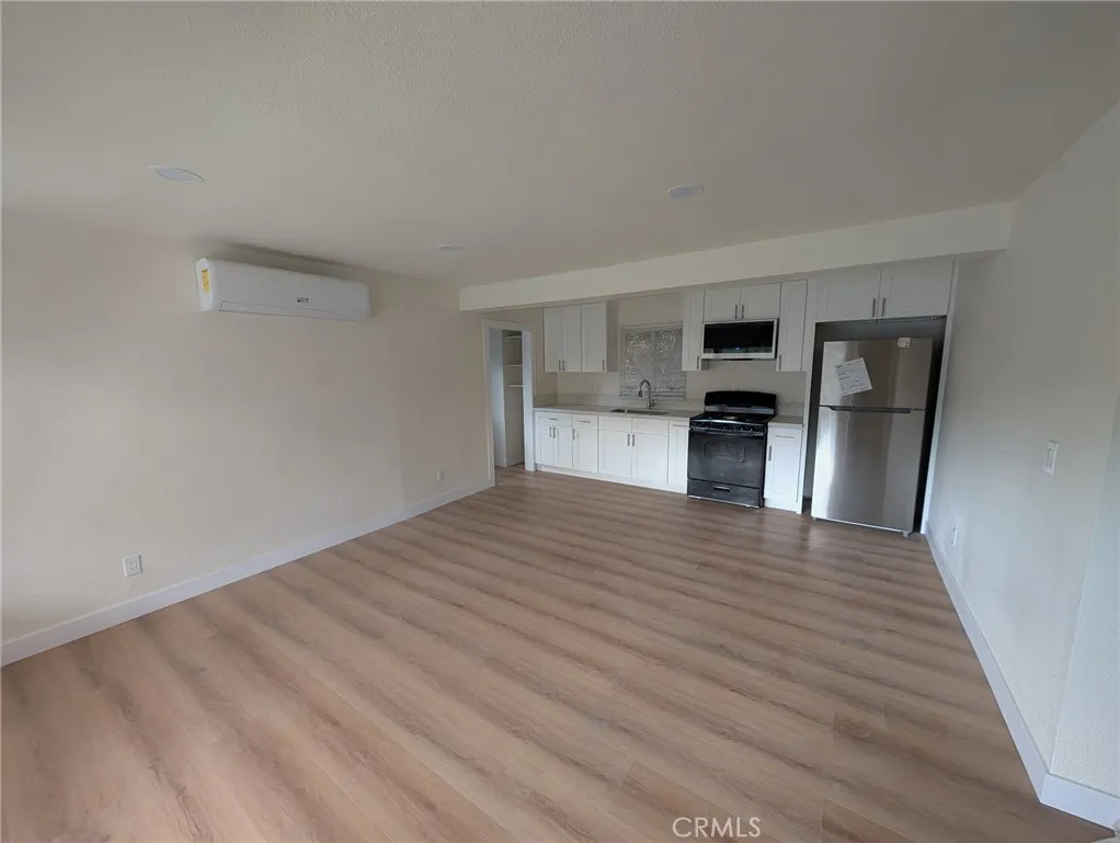 Additional image 10 of 825 Laveta, Los Angeles, CA 90026