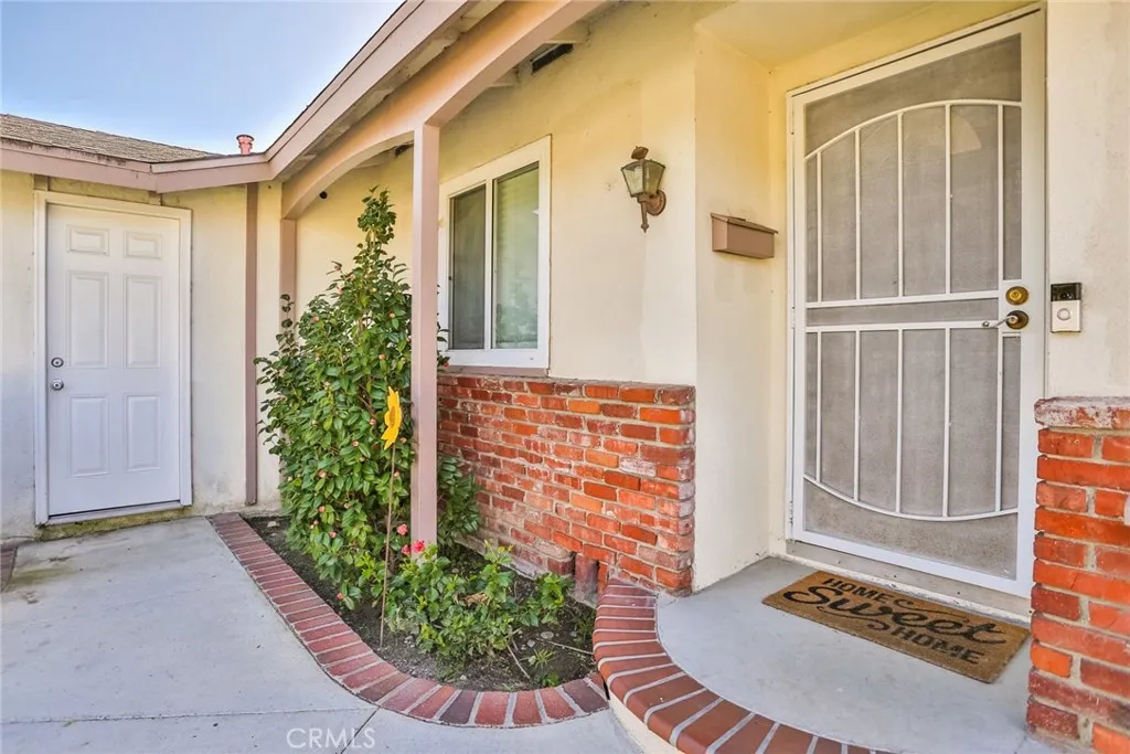 Additional image 4 of 15061 Drake Ln, Huntington Beach, CA 92647