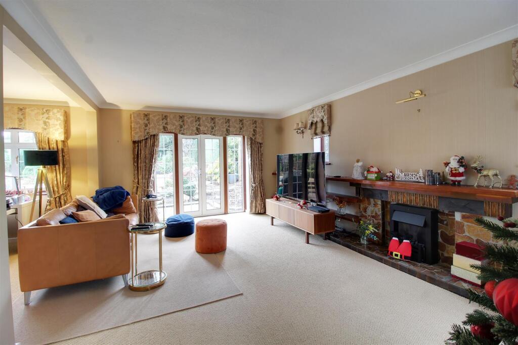 Additional image 17 of Brookmans Avenue, Brookmans Park