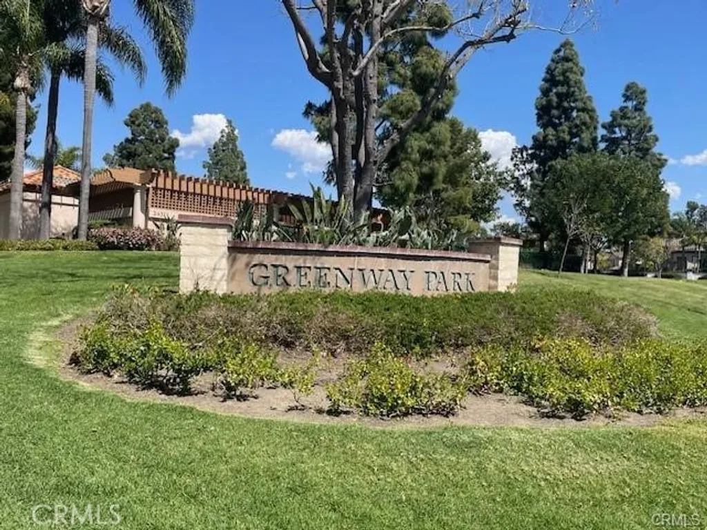 Additional image 2 of 2380 Sunningdale Dr, Tustin, CA 92782