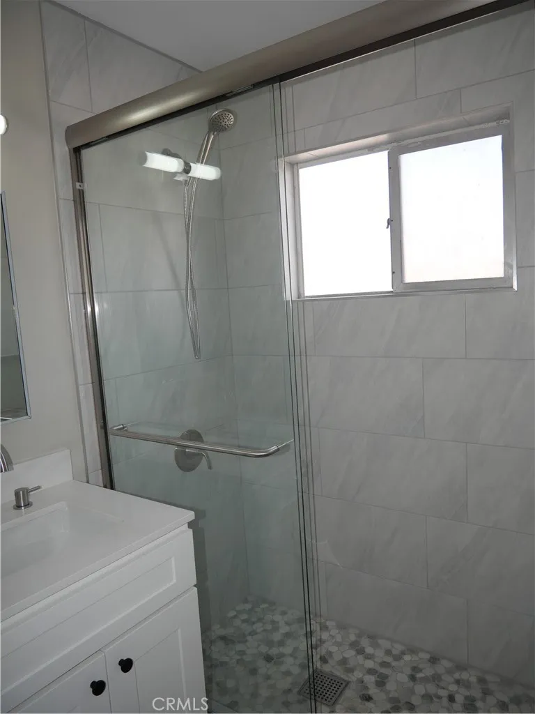 Additional image 25 of 513 E Walnut, Apt. C, Santa Ana, CA 92701