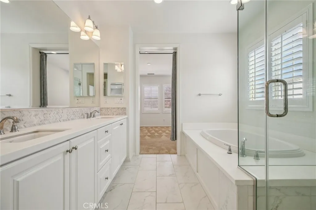 Additional image 33 of 122 Barnes Rd, Tustin, CA 92782