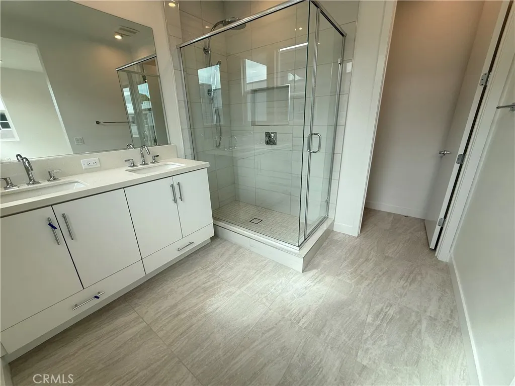 Additional image 49 of 693 S Lyon Street, Santa Ana, CA 92705