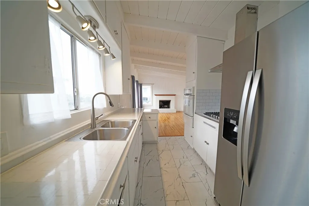 Additional image 7 of 2461 Palm Dr, Hermosa Beach, CA 90254