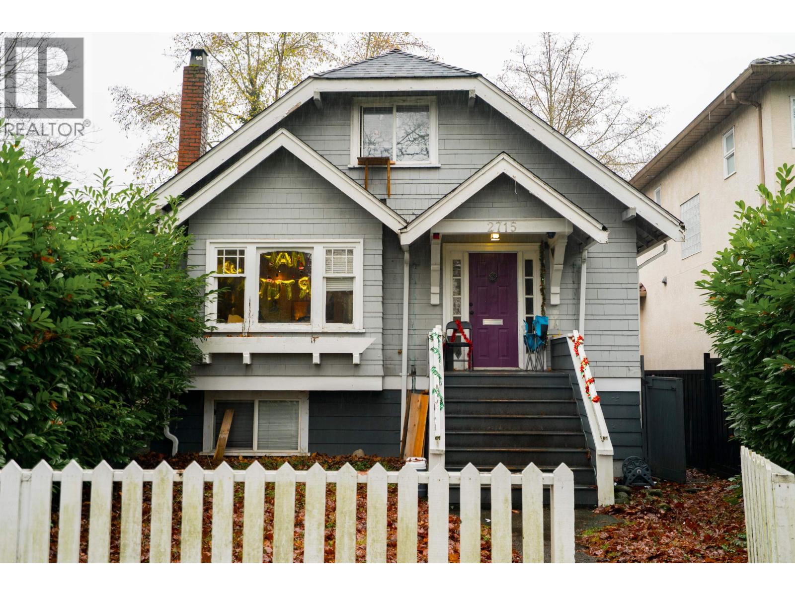 2715 W 16TH AVENUE|Vancouver, British Columbia V6K3C3