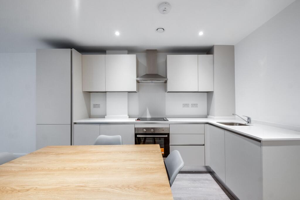 Additional image 3 of The Burj Digbeth, Birmingham B12 0EW