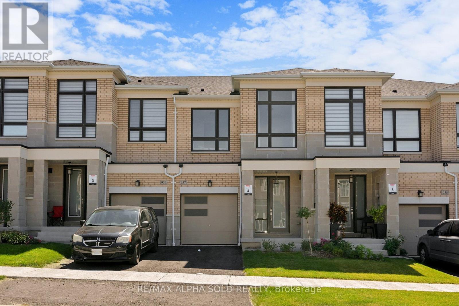 Property image for 957 GROSBEAK TRAIL|Pickering, Ontario L1X0P6