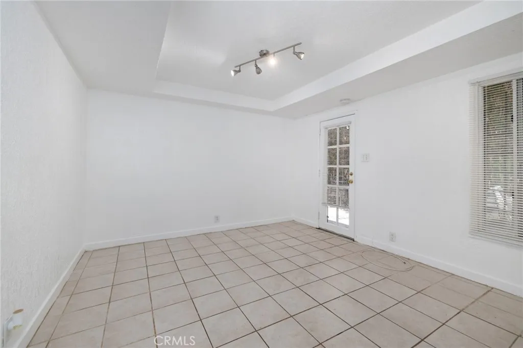 Additional image 8 of 1285 South Dunsmuir Ave, Los Angeles, CA 90019
