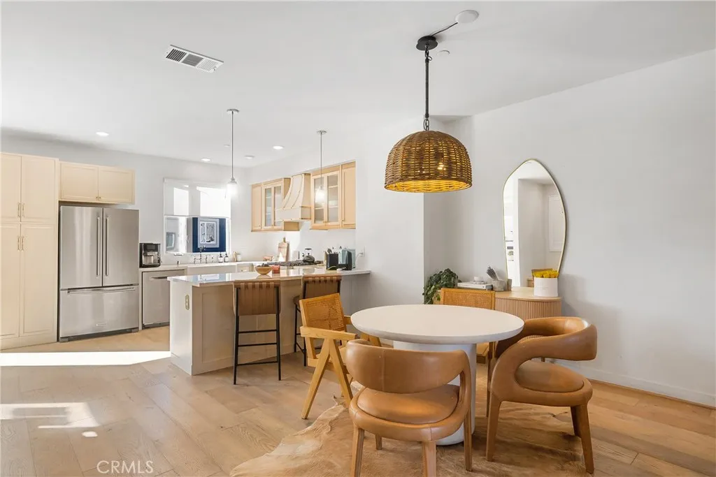 Additional image 53 of 2581 Arvia #3, Los Angeles, CA 90065