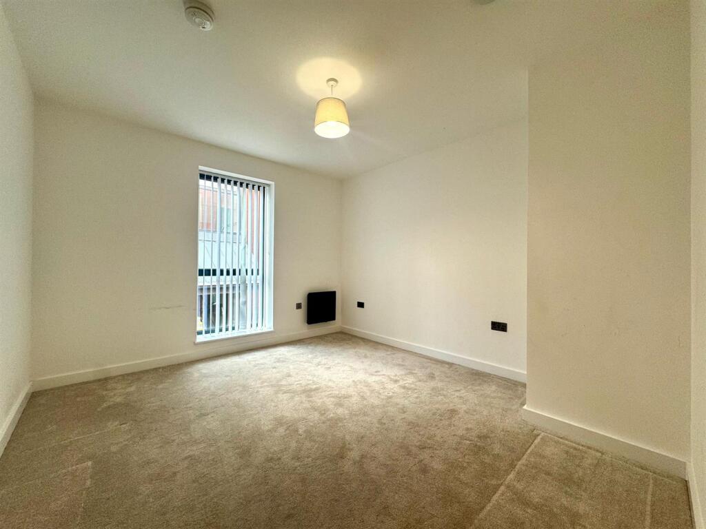 Additional image 7 of Camden Drive, Birmingham