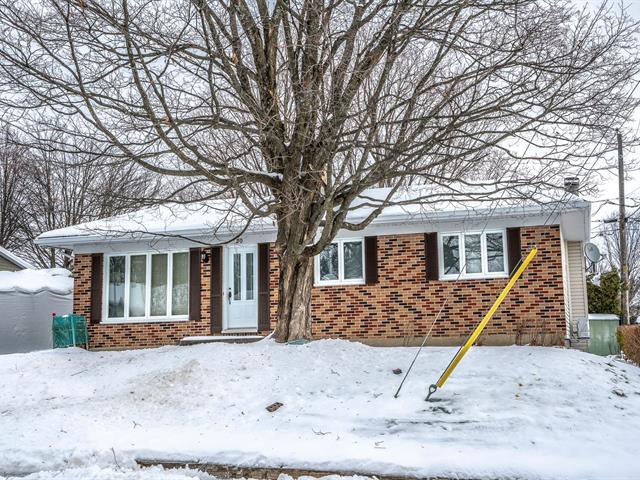 20 Rue du Petit-Bois|Québec (La Haute-Saint-Charles), Quebec G2A3K2