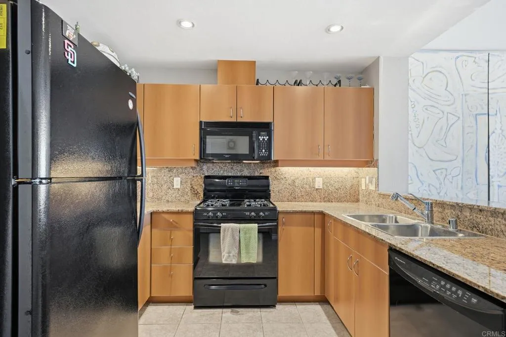 Additional image 60 of 300 W Beech Street Unit 1706, San Diego, CA 92101