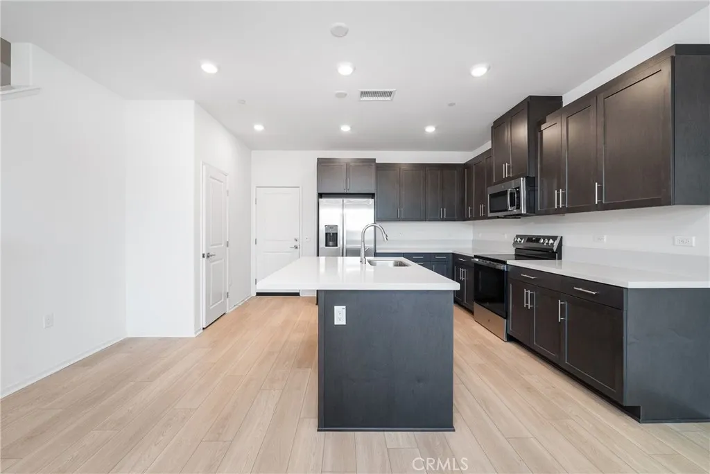 Additional image 41 of 3560 S Eichler Paseo Unit 101, Ontario, CA 91761