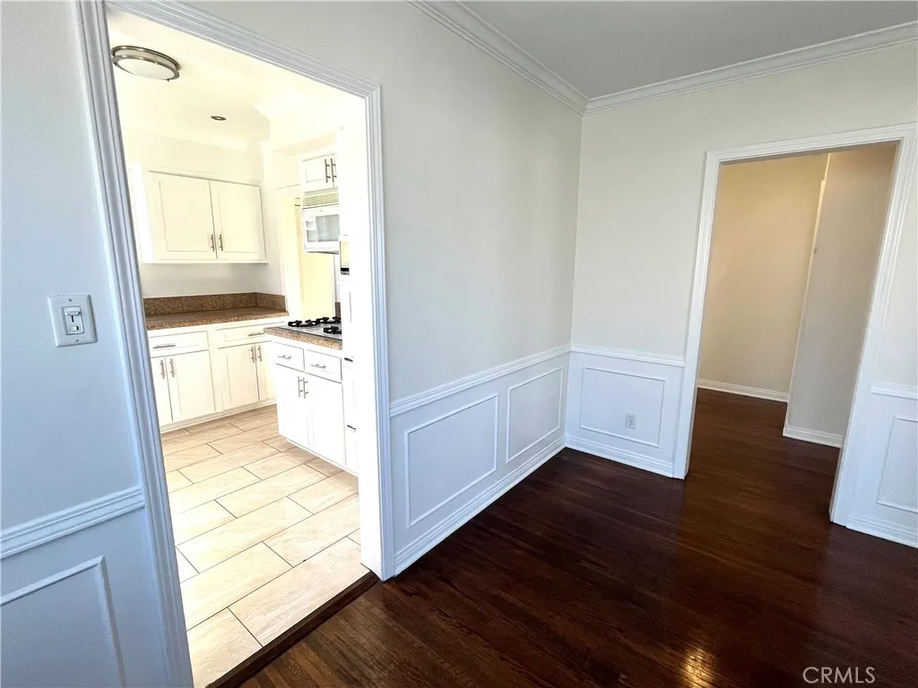 Additional image 23 of 2720 W 70th St, Los Angeles, CA 90043