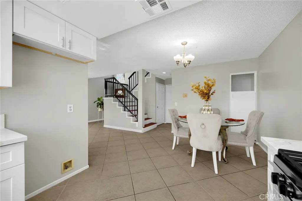 Additional image 17 of 331 E Phillips Blvd, Pomona, CA 91766