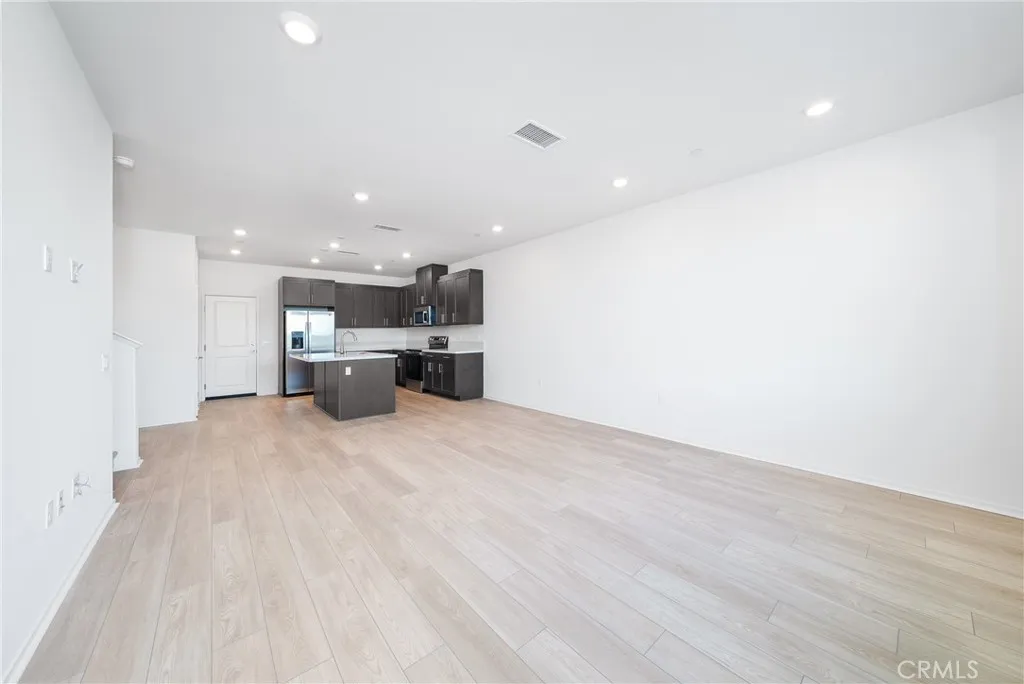 Additional image 6 of 3560 S Eichler Paseo Unit 101, Ontario, CA 91761