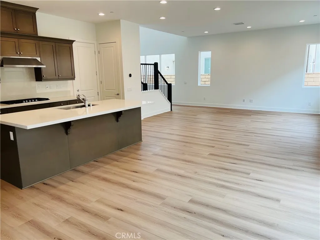 Additional image 4 of 28526 Damson Ln, Saugus, CA 91350