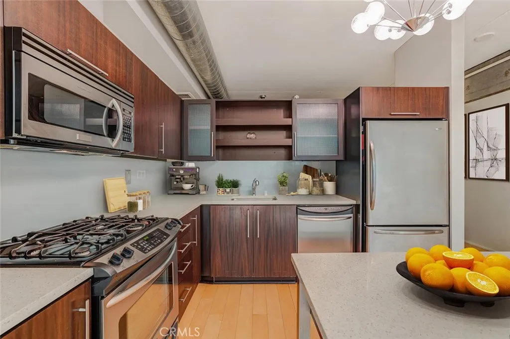 Additional image 19 of 1100 S Hope St, Los Angeles, CA 90015