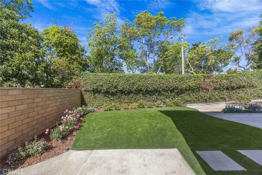 Additional image 34 of 64 Bluecoat, Irvine, CA 92620