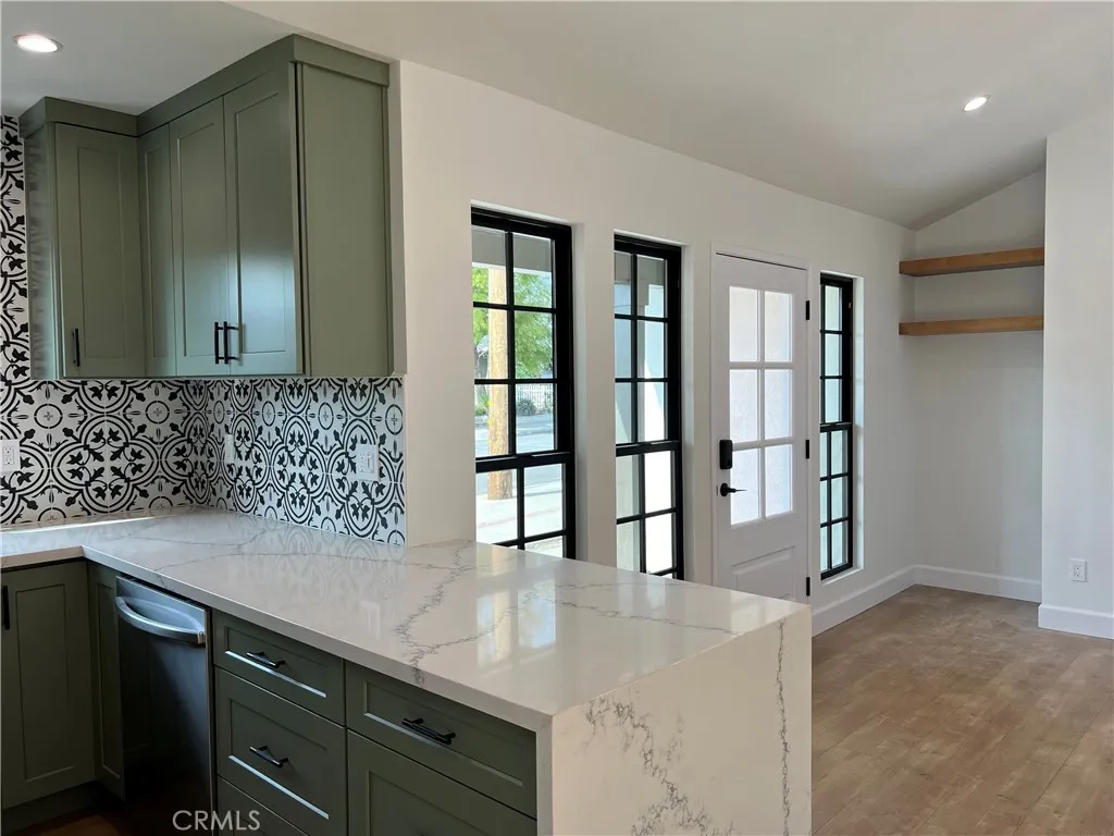 Additional image 9 of 623 E Foothill Boulevard Unit 1, Monrovia, CA 91016