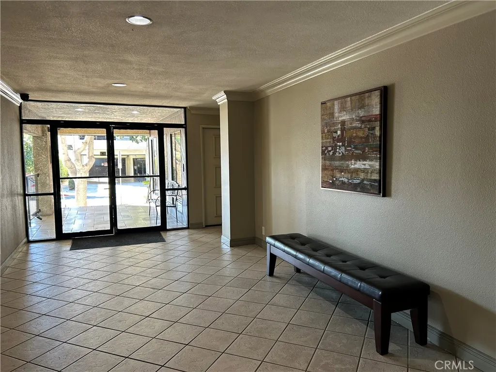 Additional image 3 of 222 N Rose St, Burbank, CA 91505