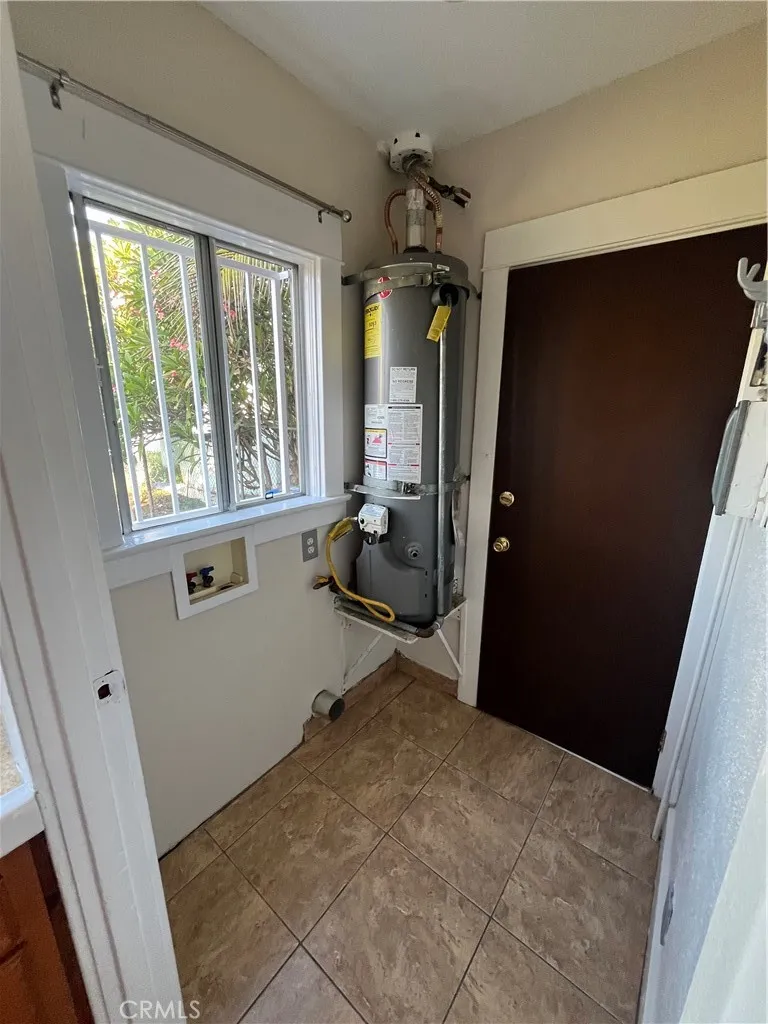 Additional image 78 of 1355 W 49th St, Los Angeles, CA 90037