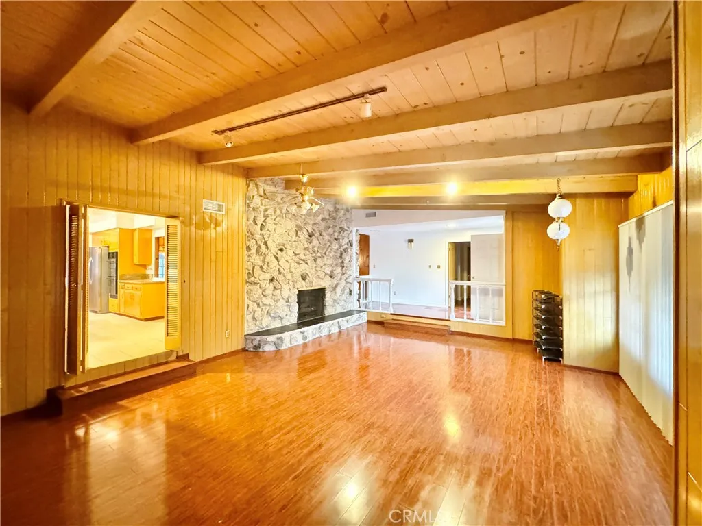 Additional image 41 of 15909 Vincennes Street, North Hills, CA 91343