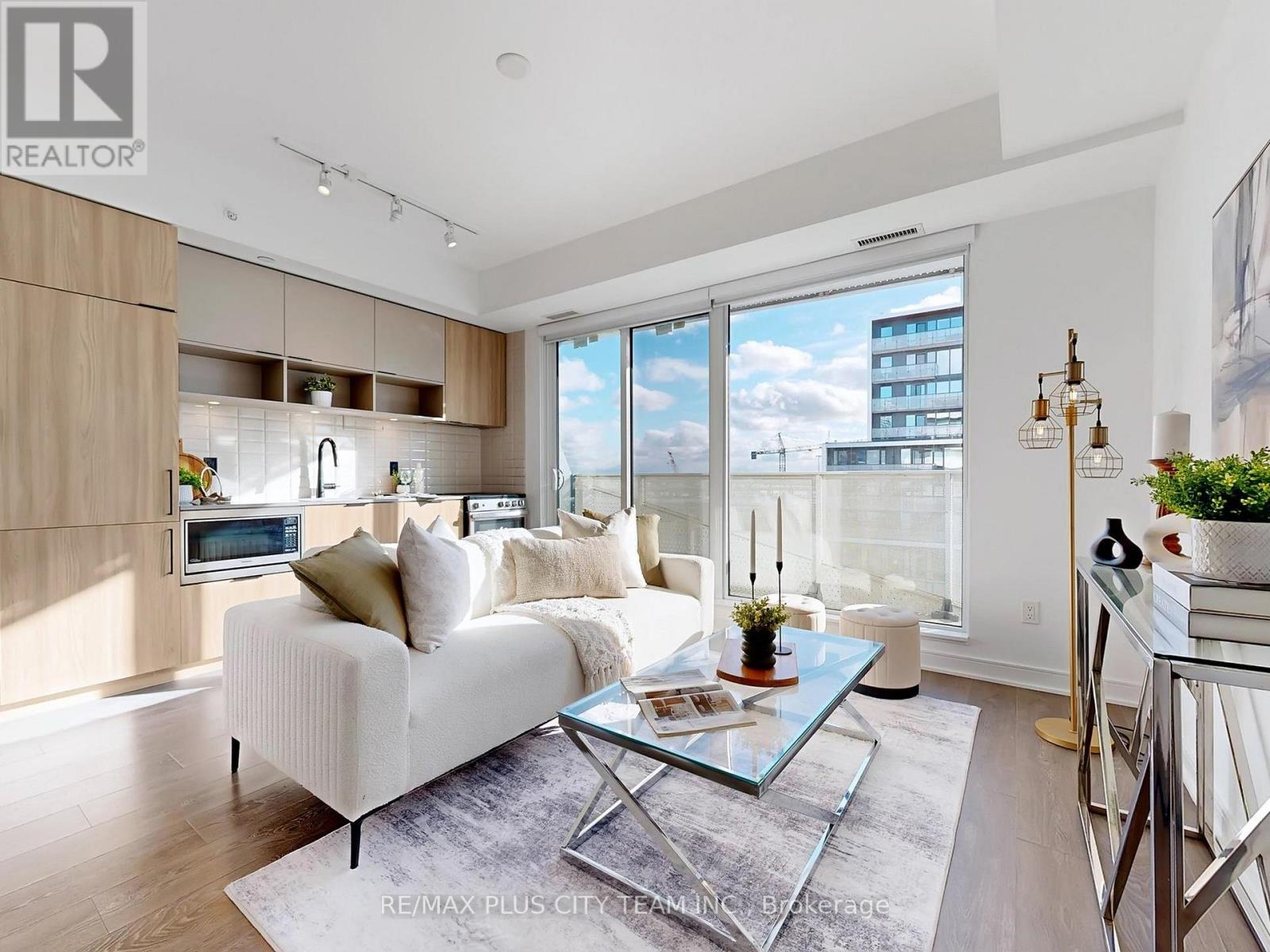 804 - 60 TANNERY ROAD|Toronto (Waterfront Communities), Ontario M5A0S8