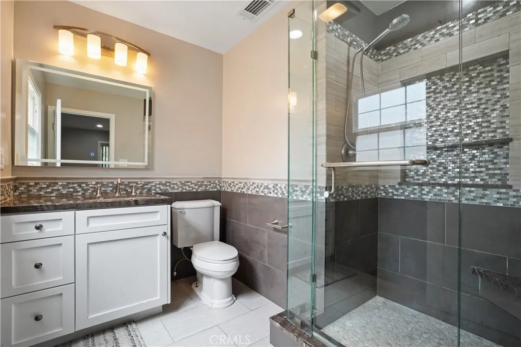 Additional image 18 of 20247 Kinzie Street, Chatsworth, CA 91311