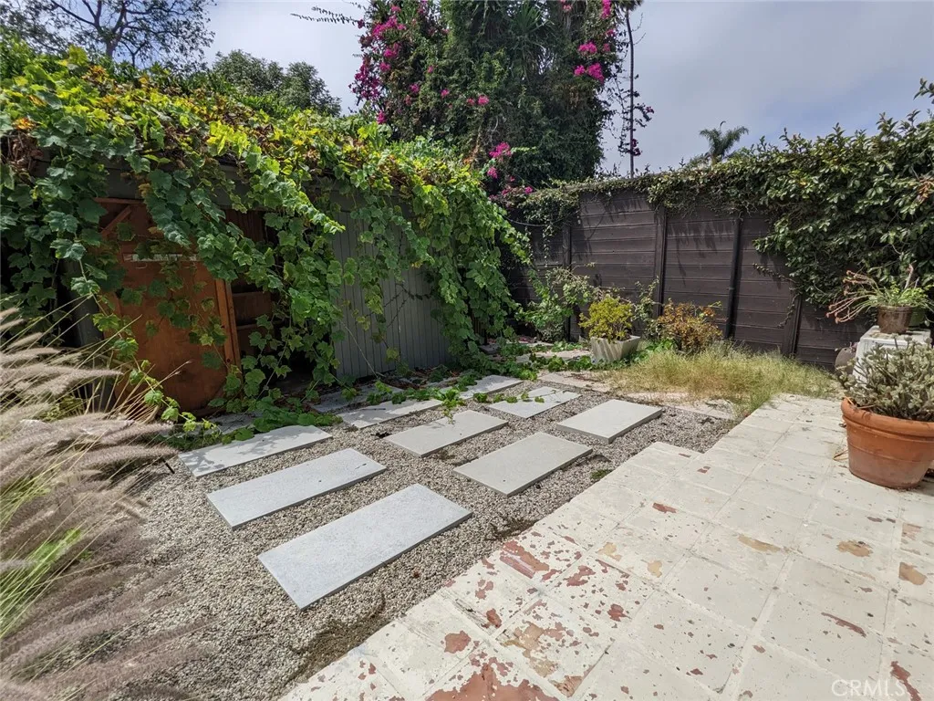 Additional image 50 of 1113 Amoroso Place, Venice, CA 90291