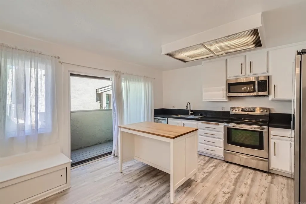 Additional image 11 of 3253 Caminito Eastbluff Unit 28, La Jolla, CA 92037