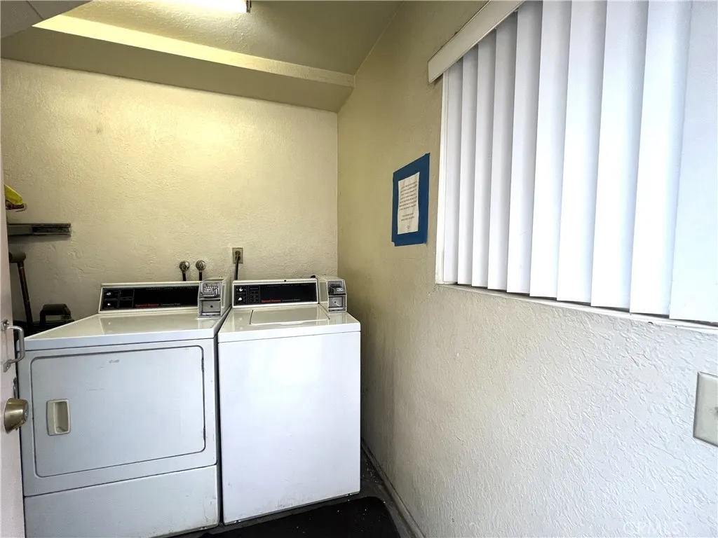 Additional image 12 of 14817 Sylvan Street Unit 3, Van Nuys, CA 91411