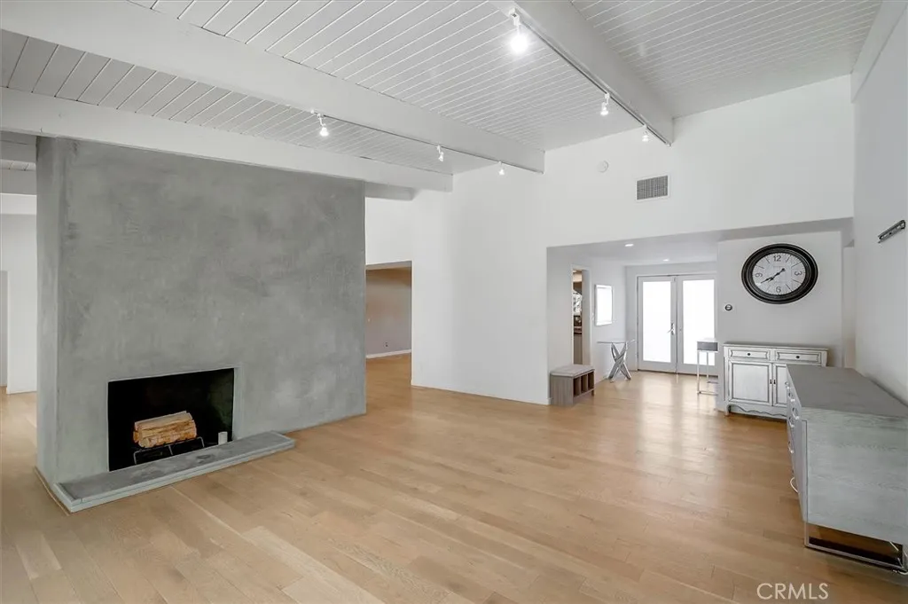 Additional image 12 of 24216 Calvert Street, Woodland Hills, CA 91367