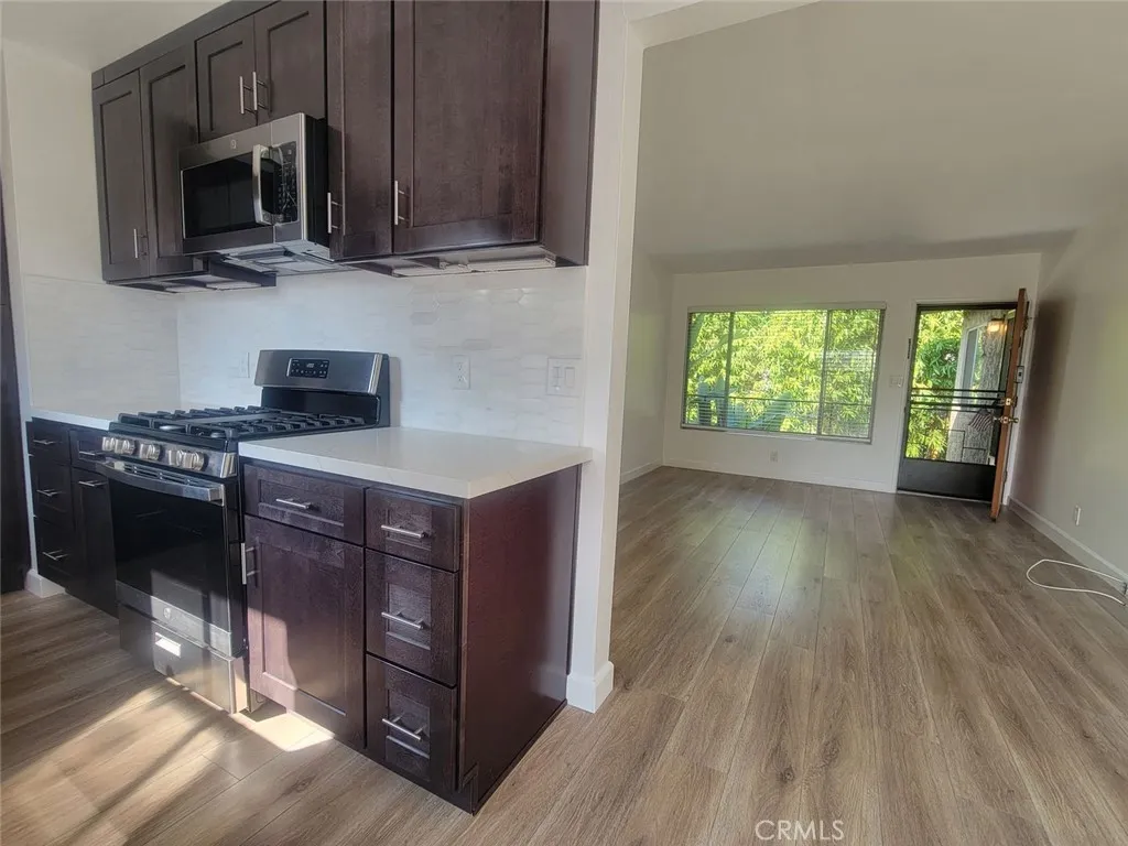 Additional image 3 of 241 Newport Ave Unit 5, Long Beach, CA 90803