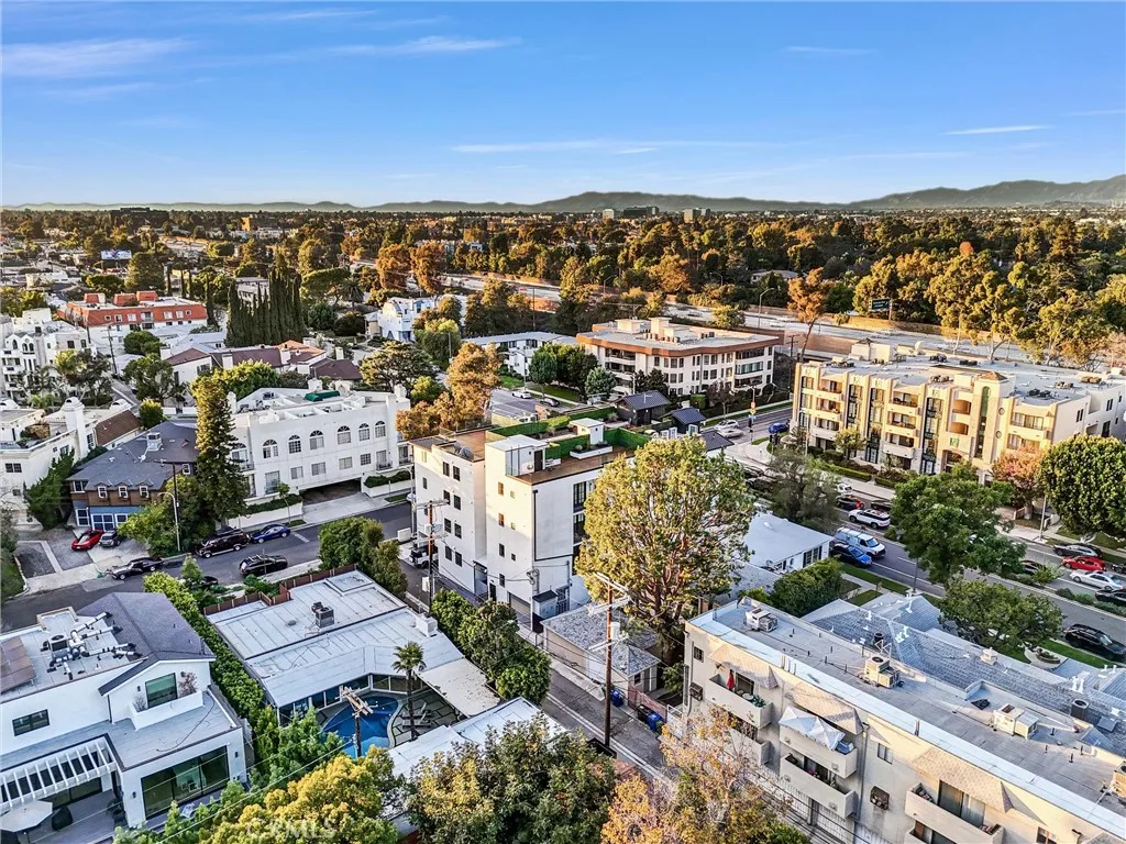 Additional image 41 of 10352 Riverside Drive Unit 102A, Toluca Lake, CA 91602