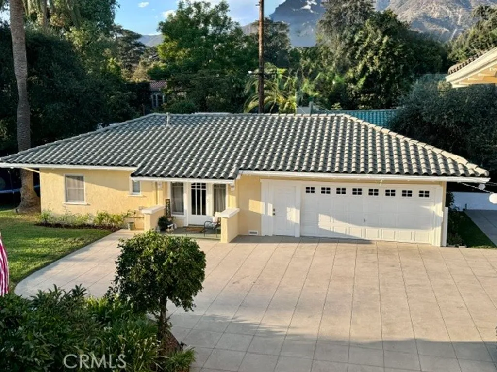 Additional image 2 of 1325 E Altadena Dr, Altadena, CA 91001