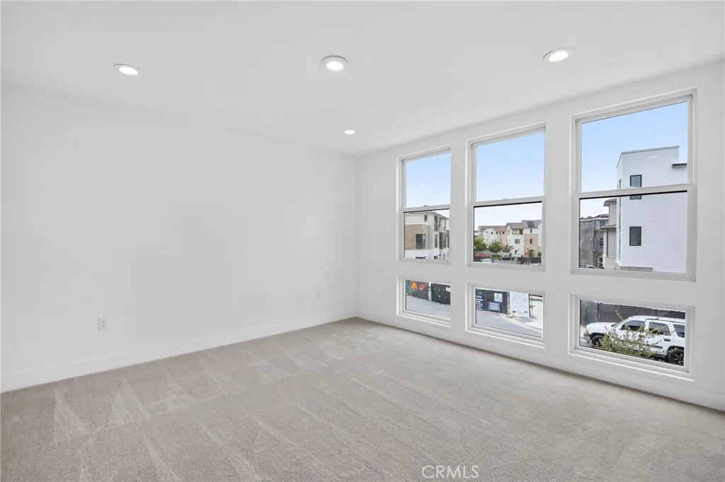 Additional image 39 of 128 Creation, Irvine, CA 92618