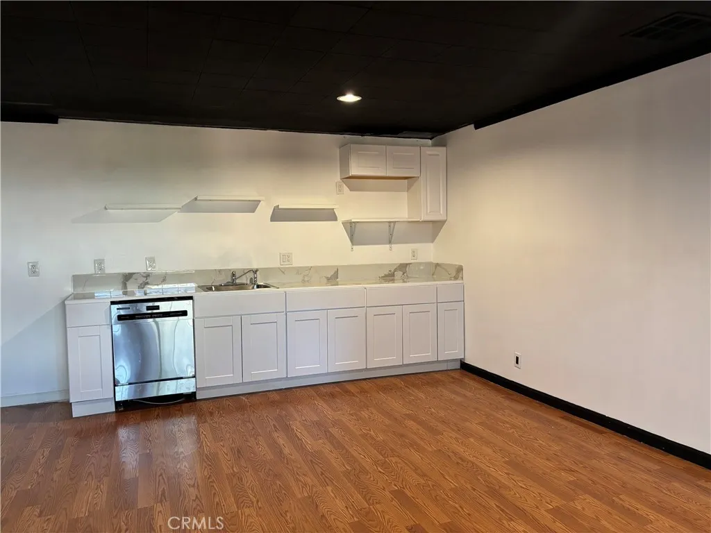 Additional image 40 of 6656 Columbus Avenue, Van Nuys, CA 91405