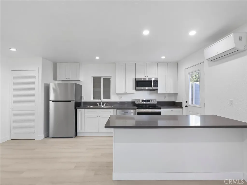 Additional image 51 of 8828 Chimineas Avenue, Northridge, CA 91325