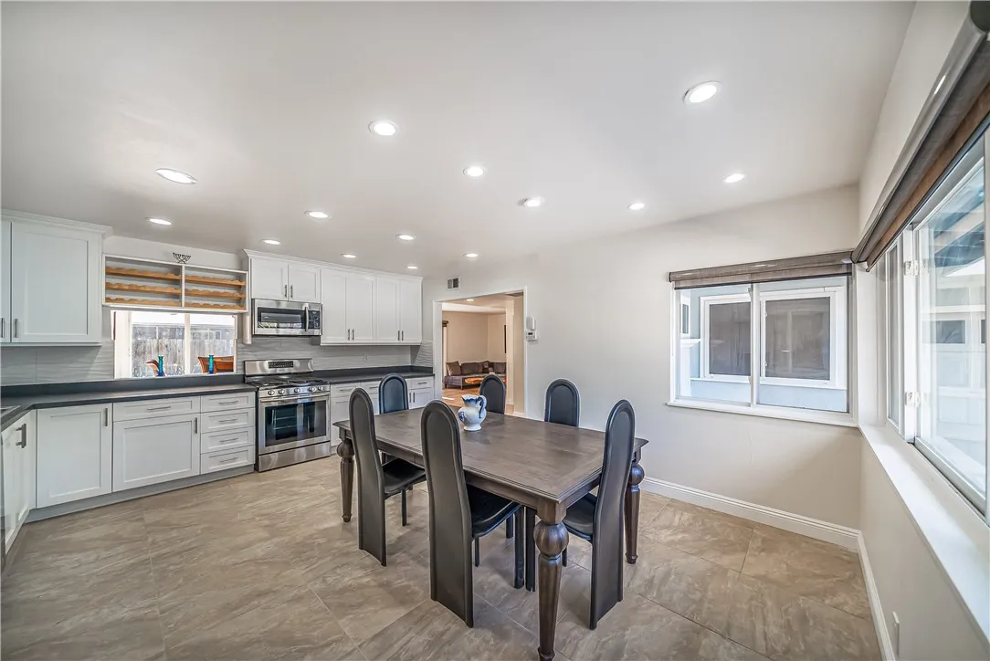 Additional image 40 of 23230 Ladrillo, Woodland Hills, CA 91367